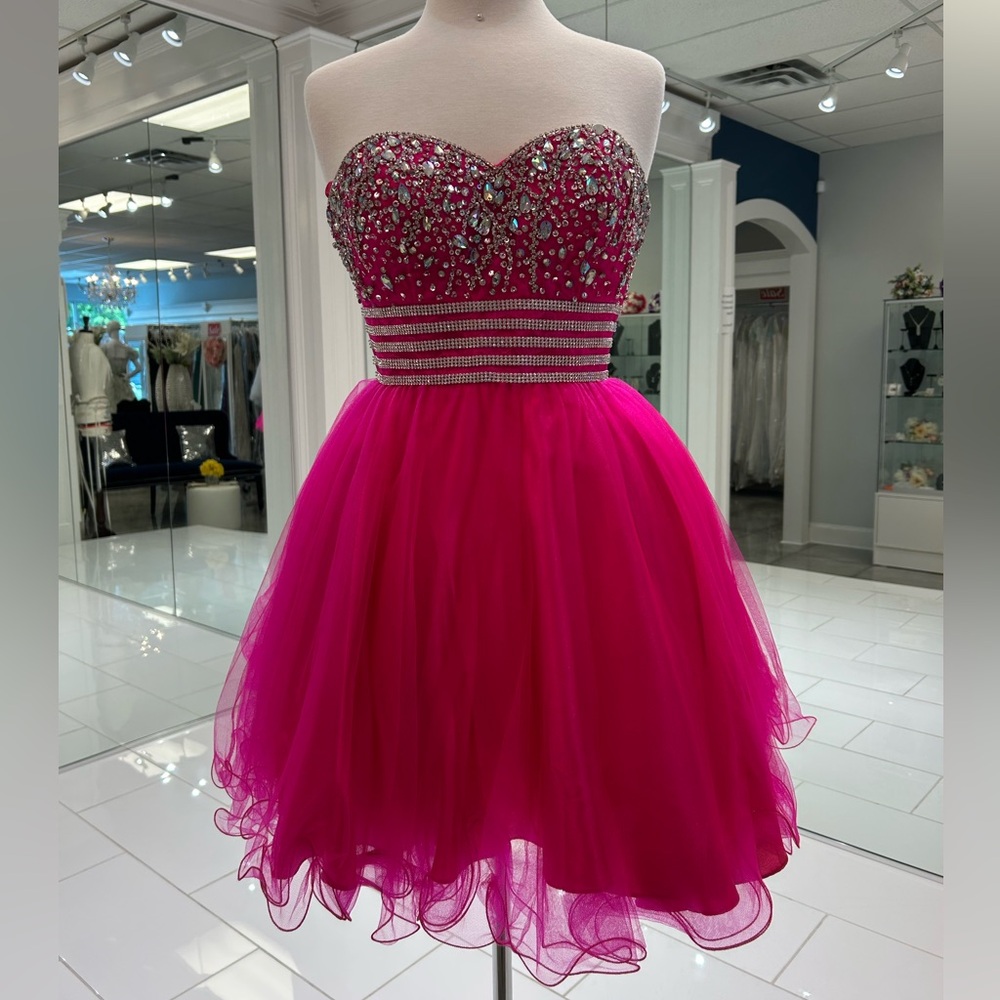 Anny Lee Fuchsia Embellished Tiered Strapless Dress